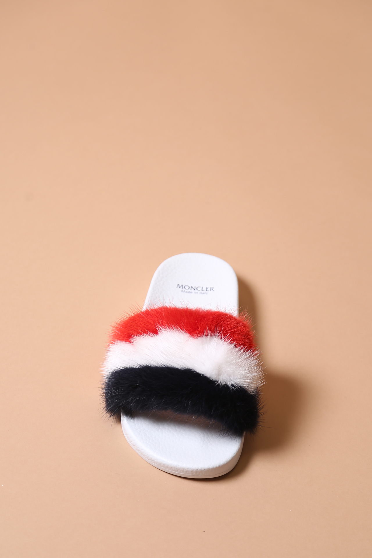 Moncler, Slippers